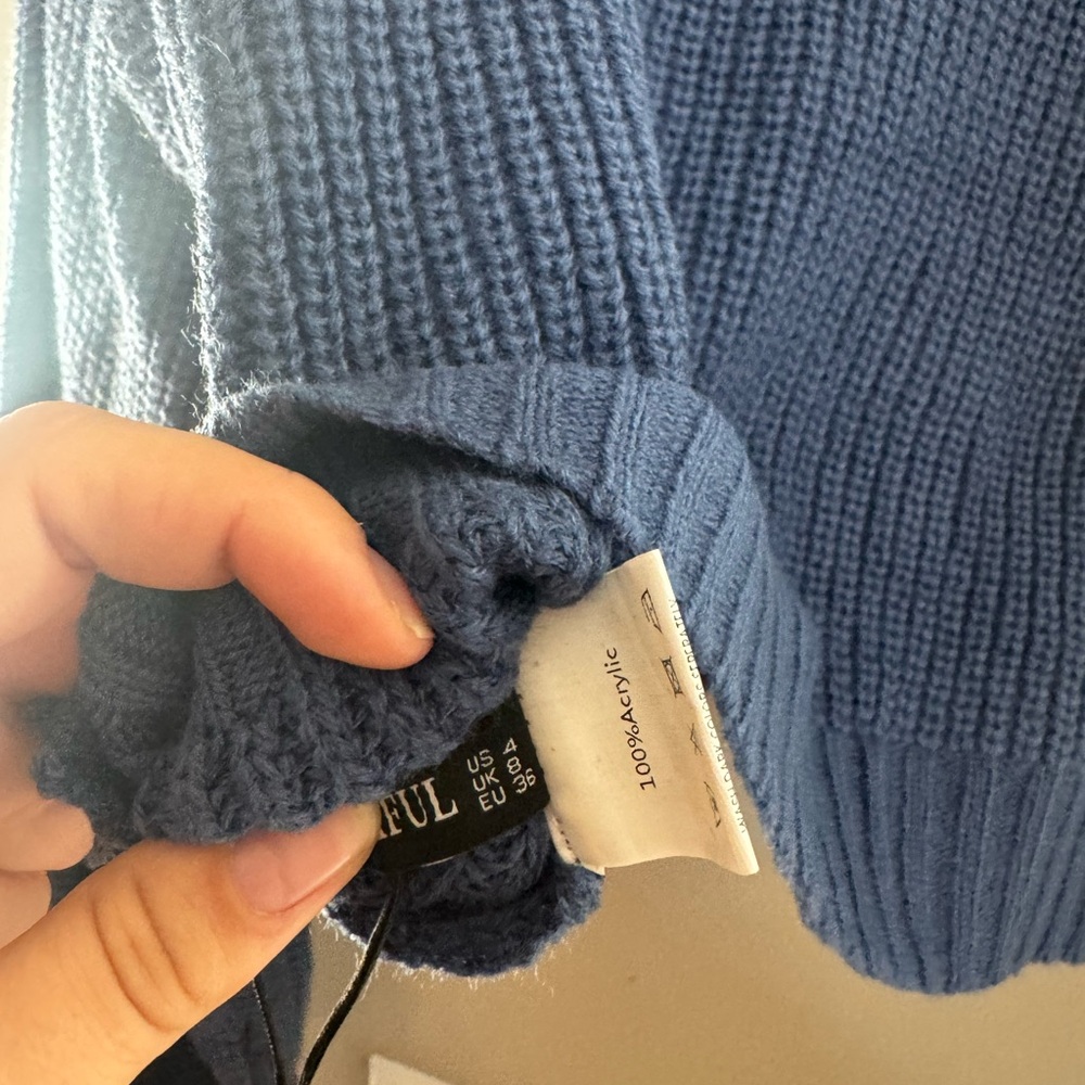 Zaful Blue Cropped Turtleneck Sweater Chunky Knit Cozy Clean Girl - Picture 4 of 5